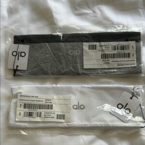 ALO Yoga Black and White Performance Headbands